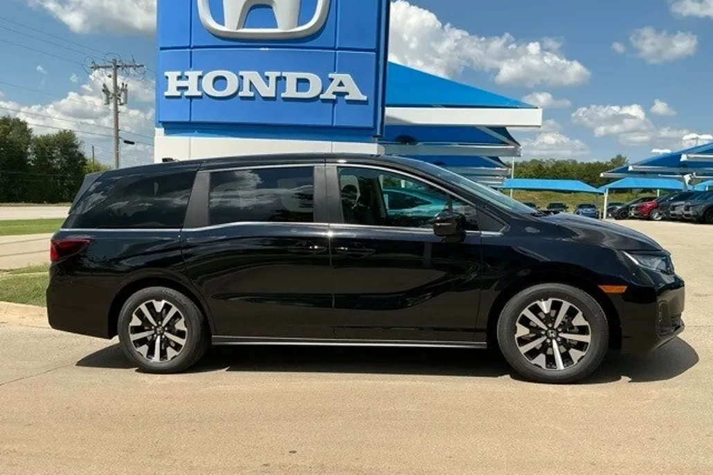 2026 Honda Odyssey EX-L photo 1