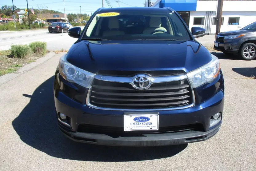 2016 Toyota Highlander Limited photo 1