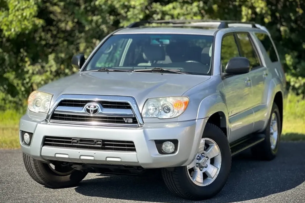 2007 Toyota 4Runner SR5 photo 1