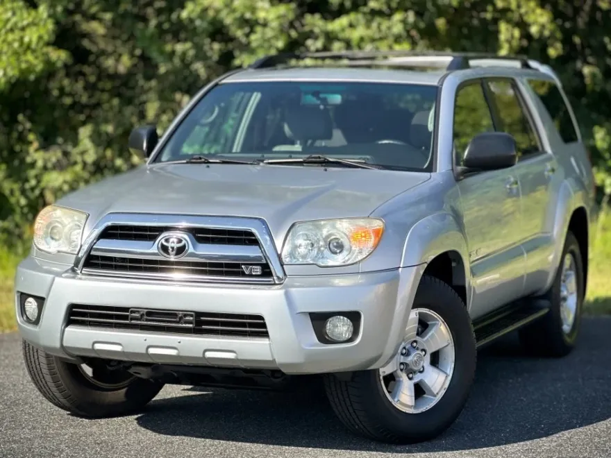 2007 Toyota 4Runner SR5 photo 1