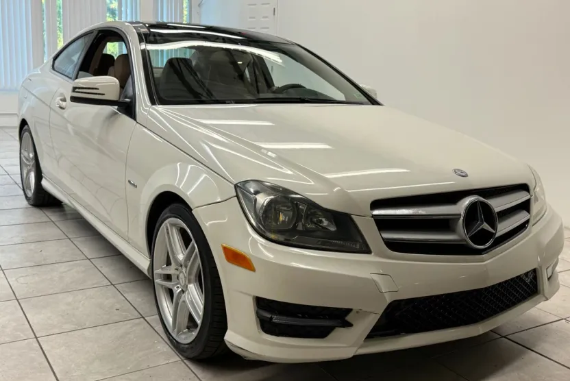 2012 Mercedes Benz C 250 Coupe photo 1