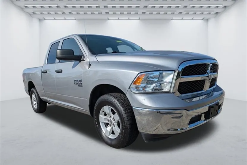 2024 Ram 1500 Classic SLT photo 1