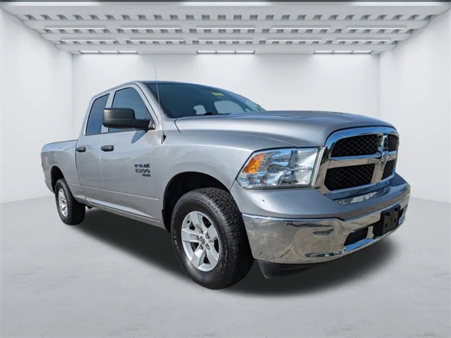 2024 Ram 1500 Classic SLT photo 1