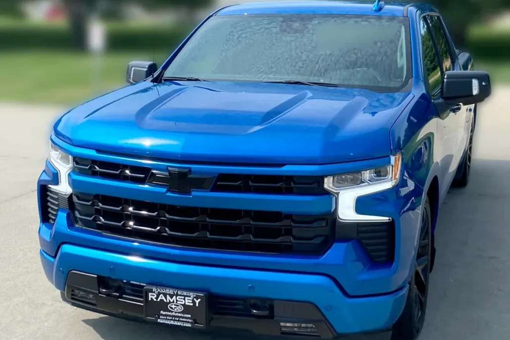 2023 Chevrolet Silverado 1500 LTZ photo 1
