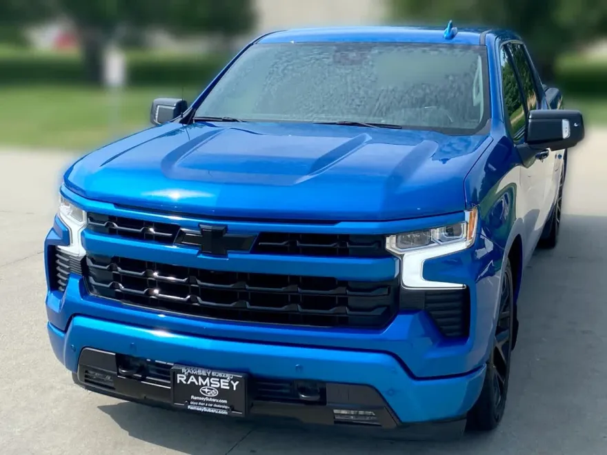 2023 Chevrolet Silverado 1500 LTZ photo 1