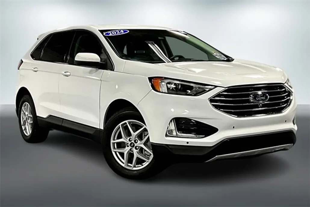 2024 Ford Edge SEL photo 1
