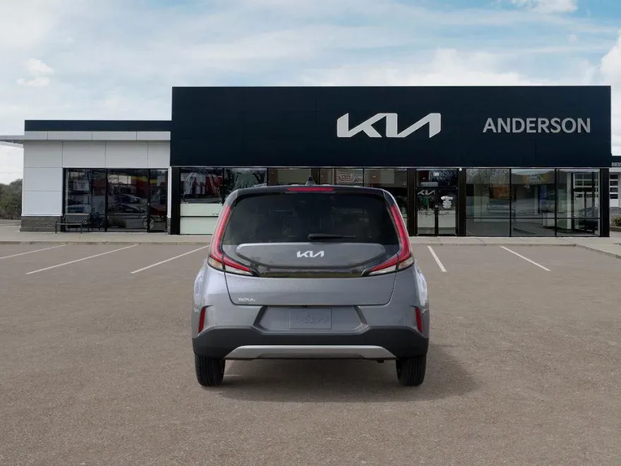 2025 Kia Soul S photo 1