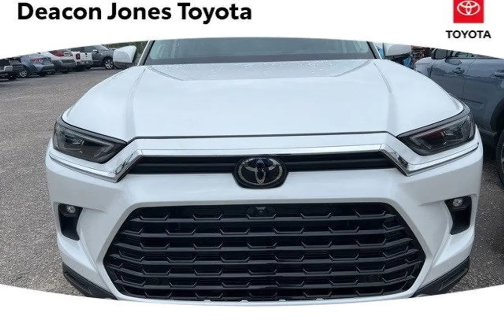 2024 Toyota Grand Highlander Limited photo 1