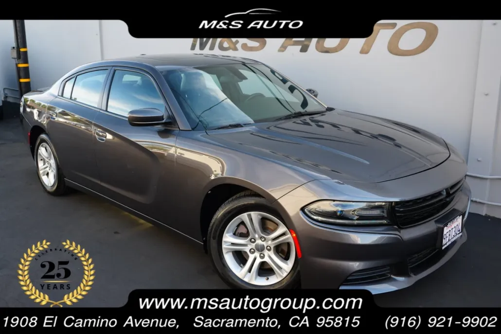 2020 Dodge Charger SXT photo 1