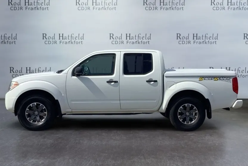 2018 Nissan Frontier Desert Runner photo 1