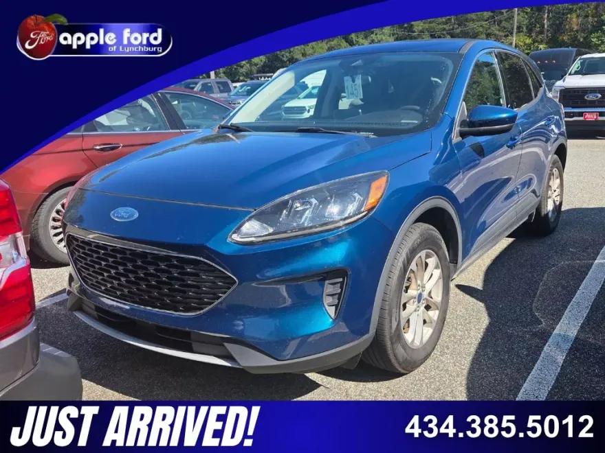 2022 Ford Escape SE photo 1