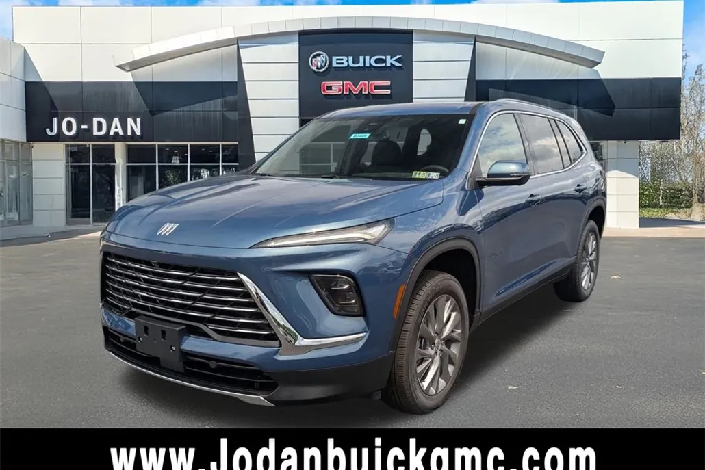 2025 Buick Enclave Preferred photo 1