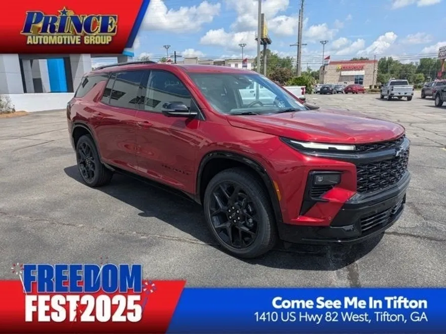 2025 Chevrolet Traverse RS photo 1