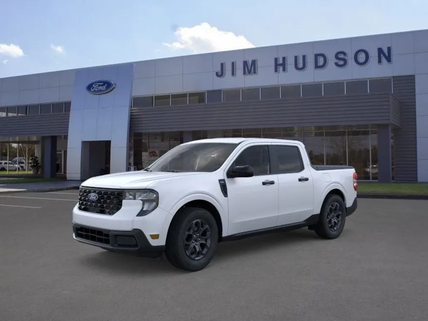 2025 Ford Maverick XLT photo 1