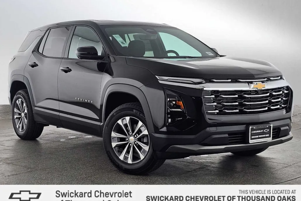 2026 Chevrolet Equinox LT photo 1