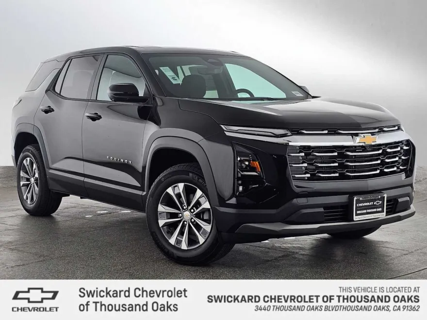 2026 Chevrolet Equinox LT photo 1