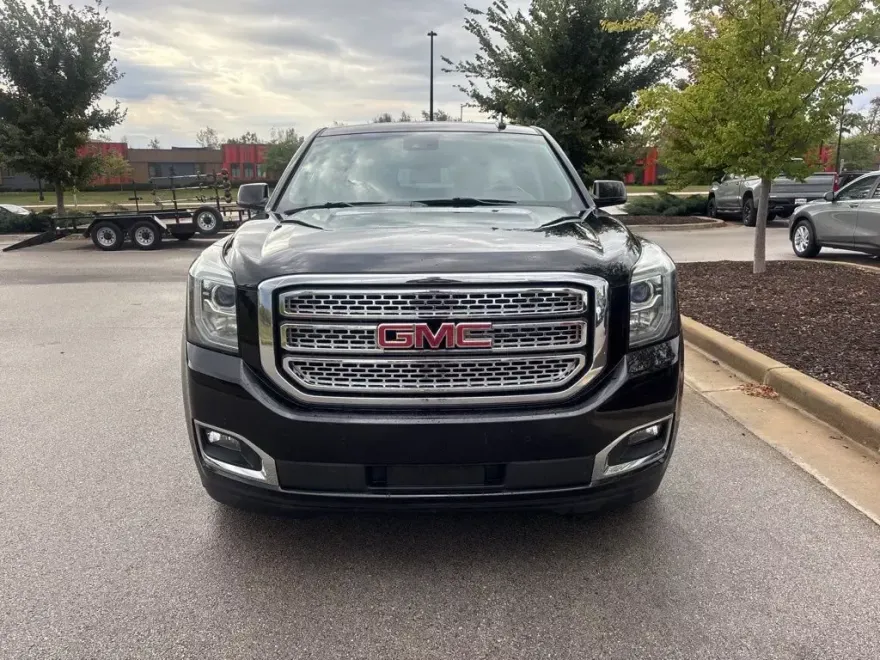 2015 Gmc Yukon SLT photo 1