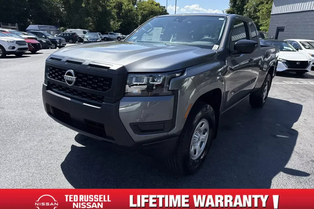2026 Nissan Frontier S photo 1