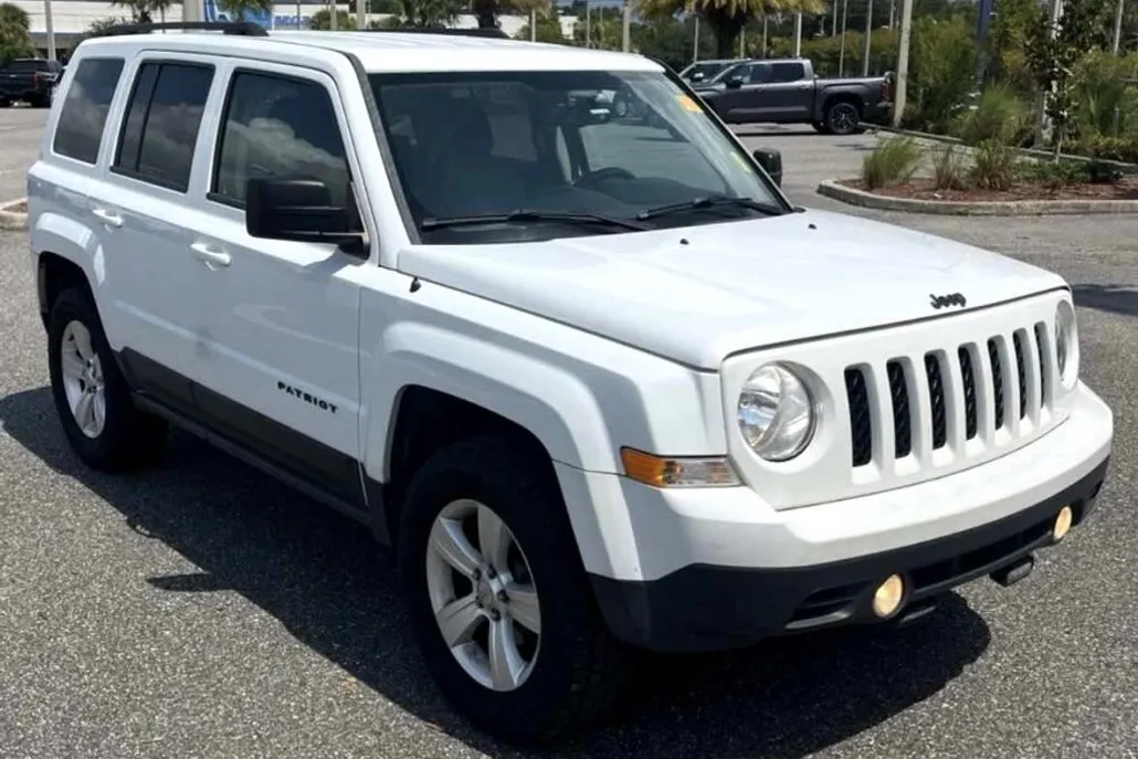 2015 Jeep Patriot Latitude photo 1