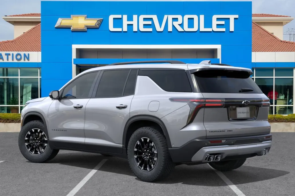 2026 Chevrolet Traverse Z71 photo 1