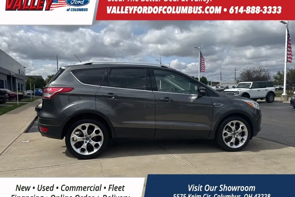 2015 Ford Escape Titanium photo 1