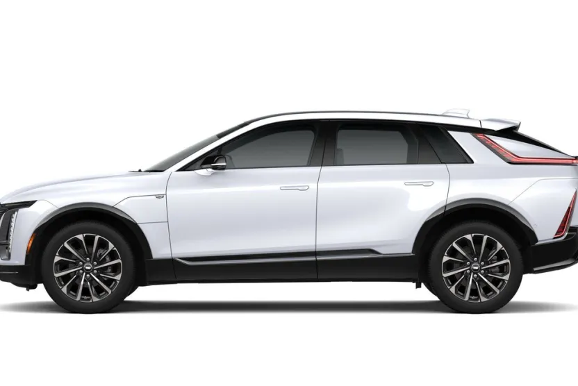 2026 Cadillac Lyriq Sport photo 1