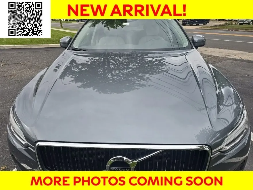 2020 Volvo XC60 T5 Momentum photo 1
