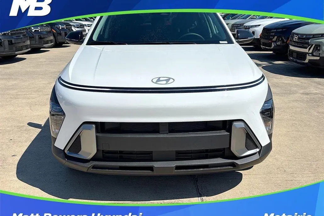 2026 Hyundai Kona SEL photo 1