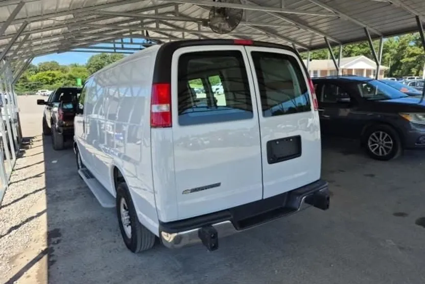 2023 Chevrolet Express 2500 Work Van Cargo photo 1