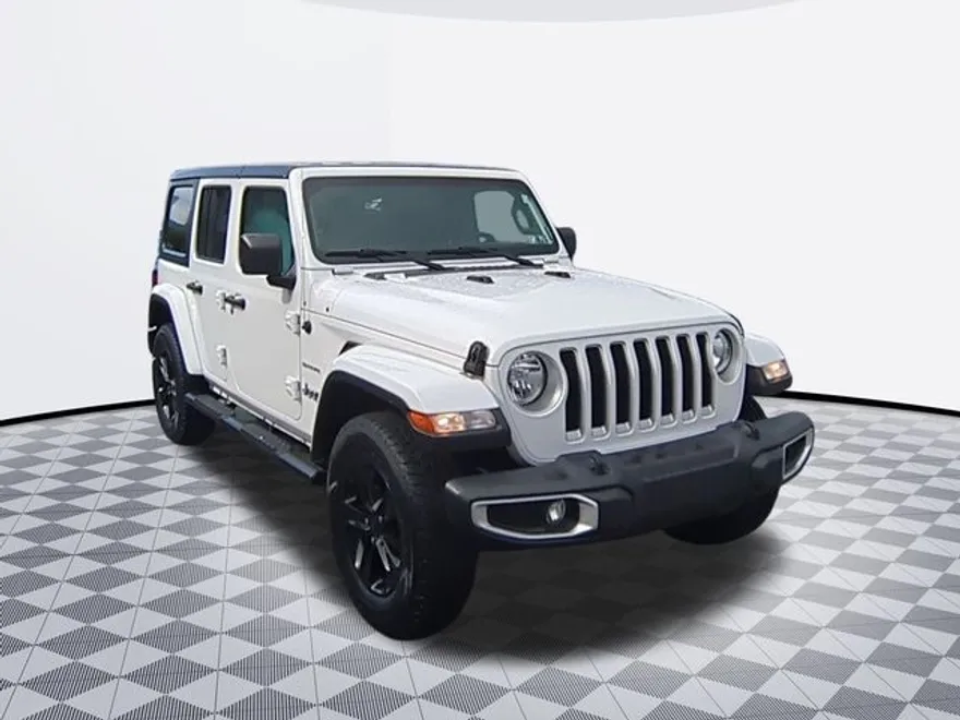 2021 Jeep Wrangler Unlimited Sahara photo 1