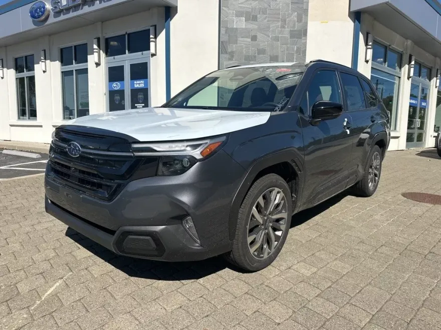 2025 Subaru Forester Touring photo 1