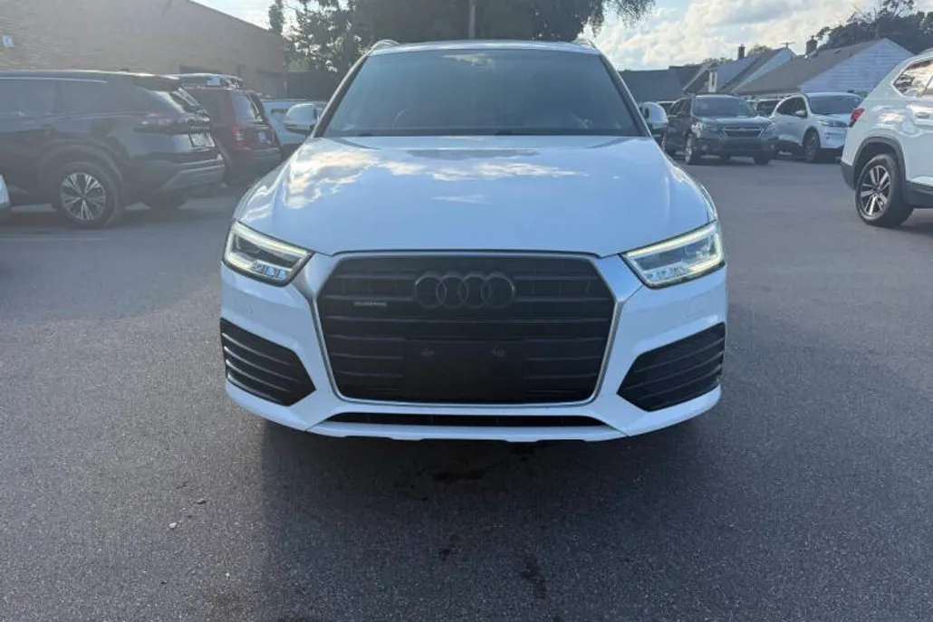 2018 Audi Q3 Premium Plus photo 1