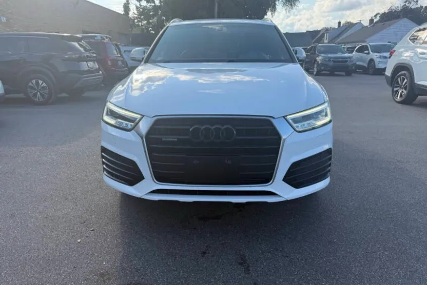 2018 Audi Q3 Premium Plus photo 1