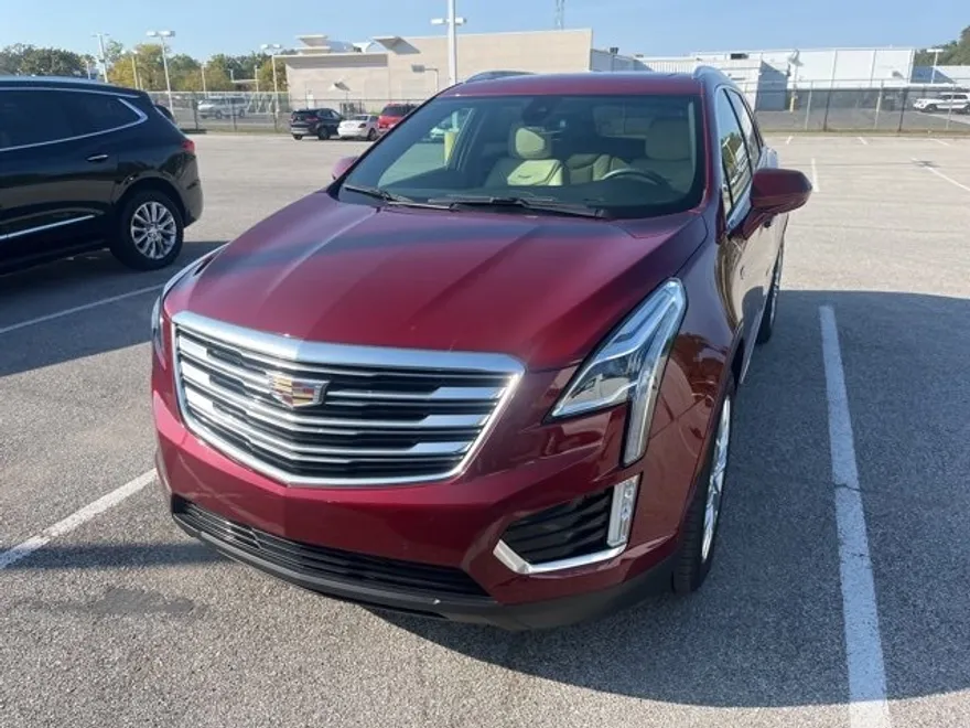 2017 Cadillac XT5 Premium Luxury photo 1