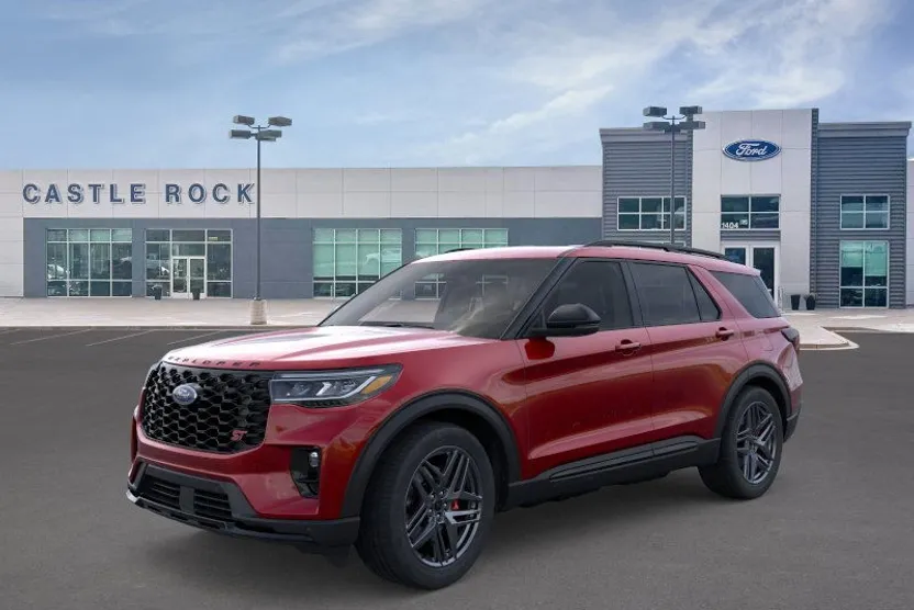 2025 Ford Explorer ST photo 1