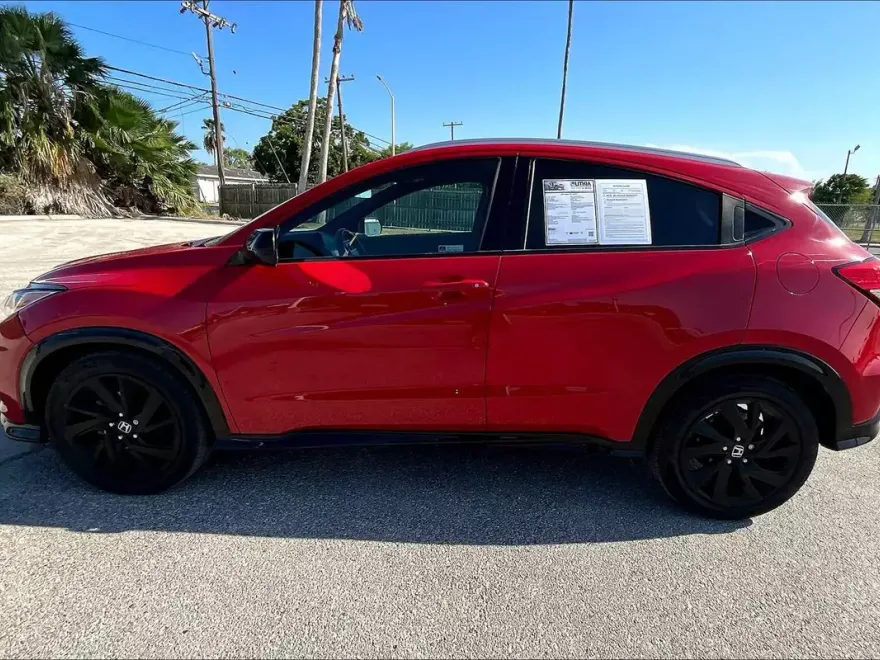 2022 Honda HR-V Sport photo 1