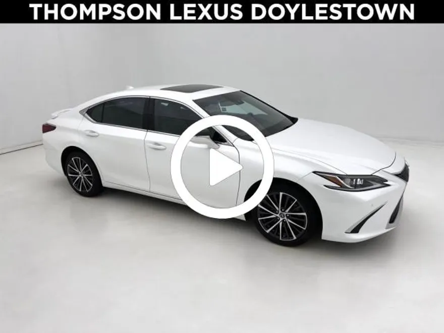 2022 Lexus ES 250 photo 1