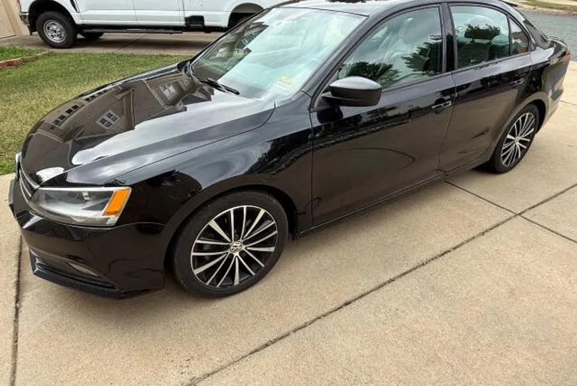 2015 Volkswagen Jetta SE photo 1