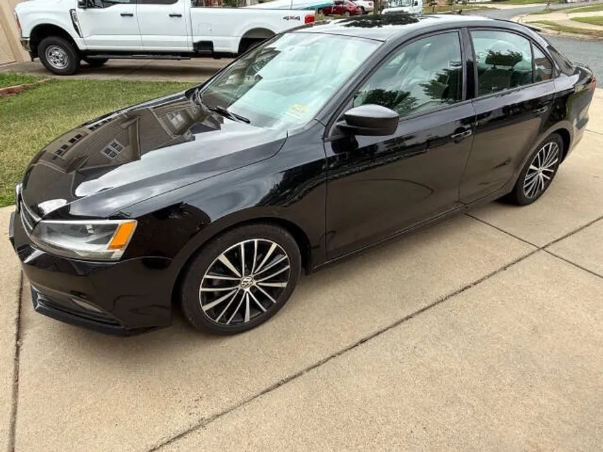 2015 Volkswagen Jetta SE photo 1