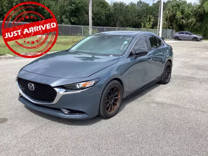 2023 Mazda Mazda3 2.5 s Carbon photo 1