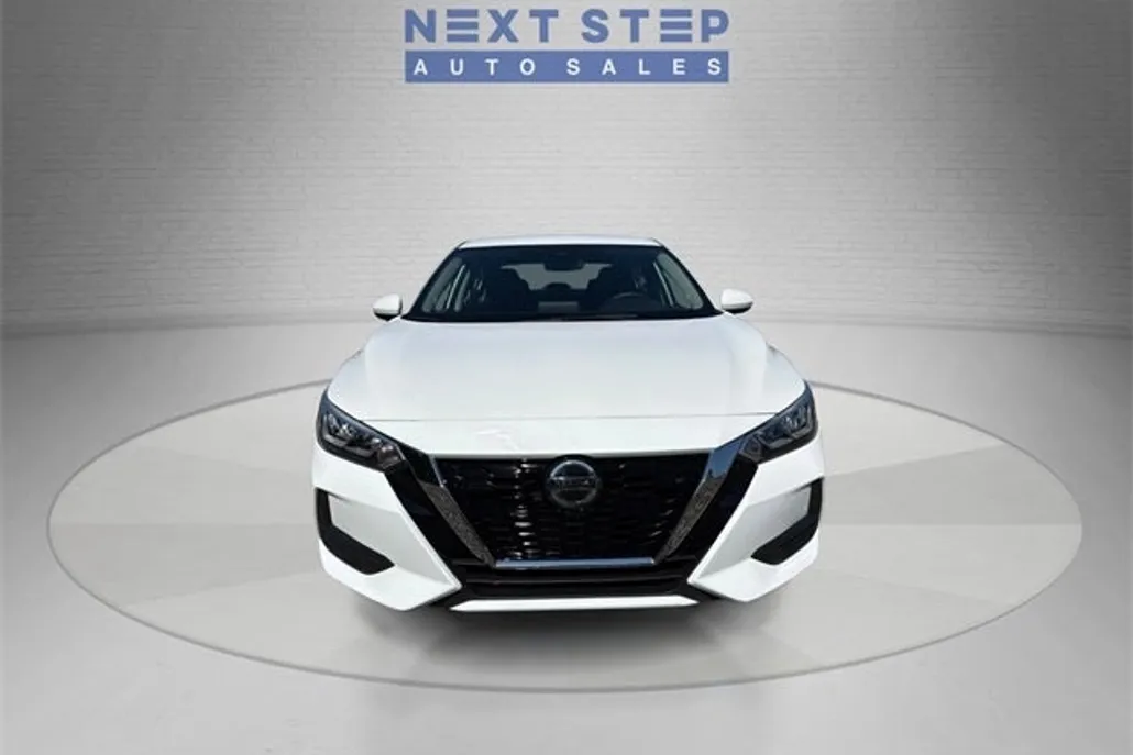 2023 Nissan Sentra SV photo 1
