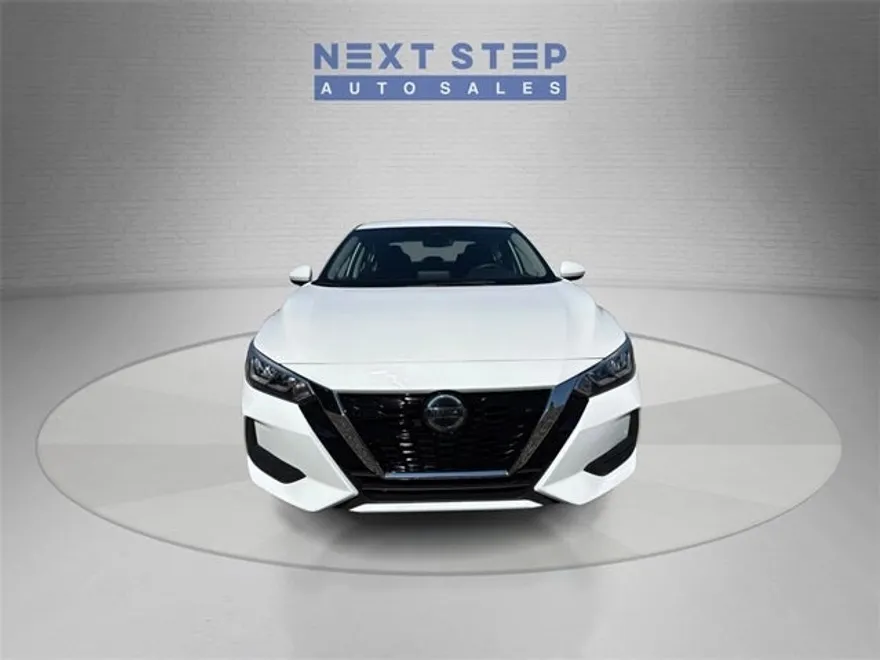 2023 Nissan Sentra SV photo 1