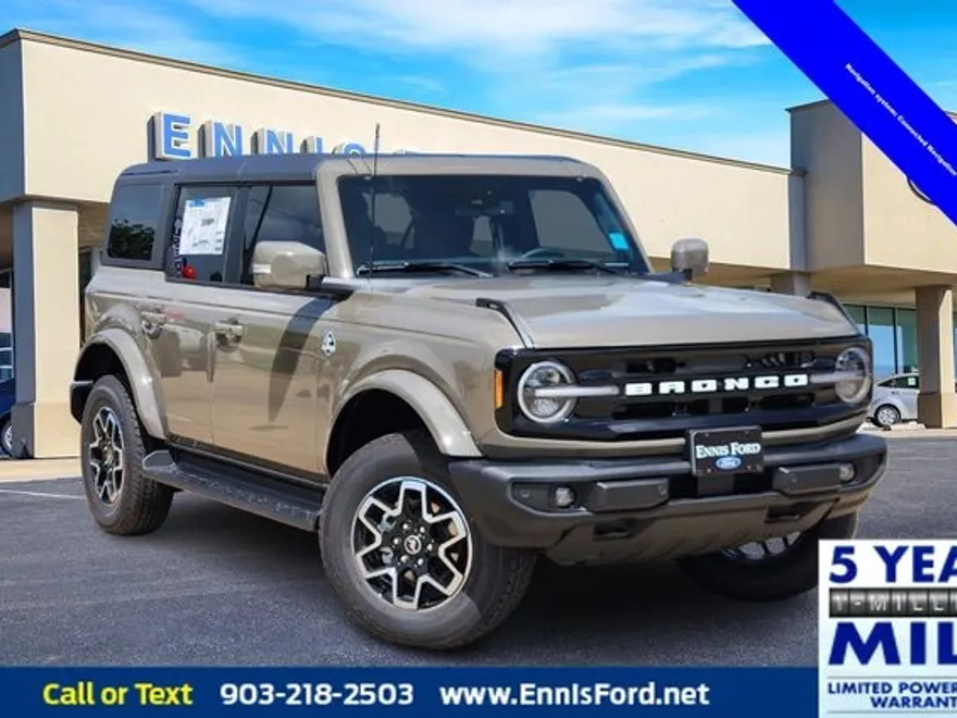 2025 Ford Bronco Outer Banks photo 1