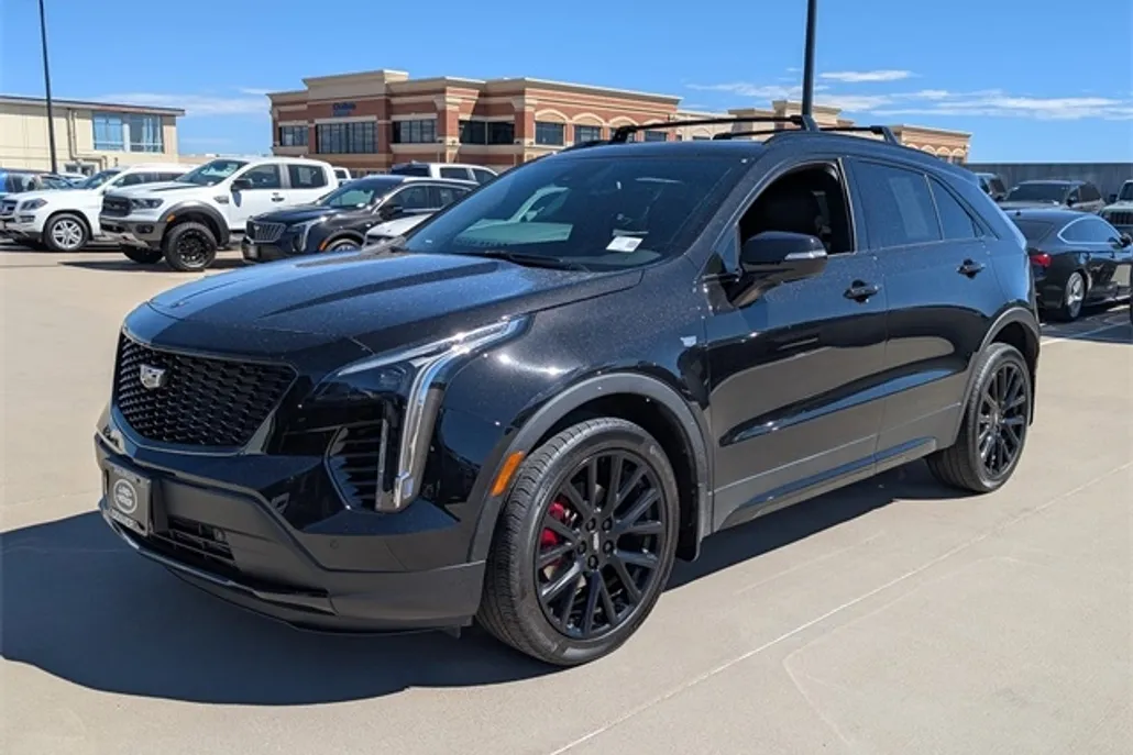 2021 Cadillac XT4 Sport photo 1
