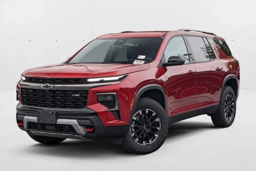 2025 Chevrolet Traverse Z71 photo 1