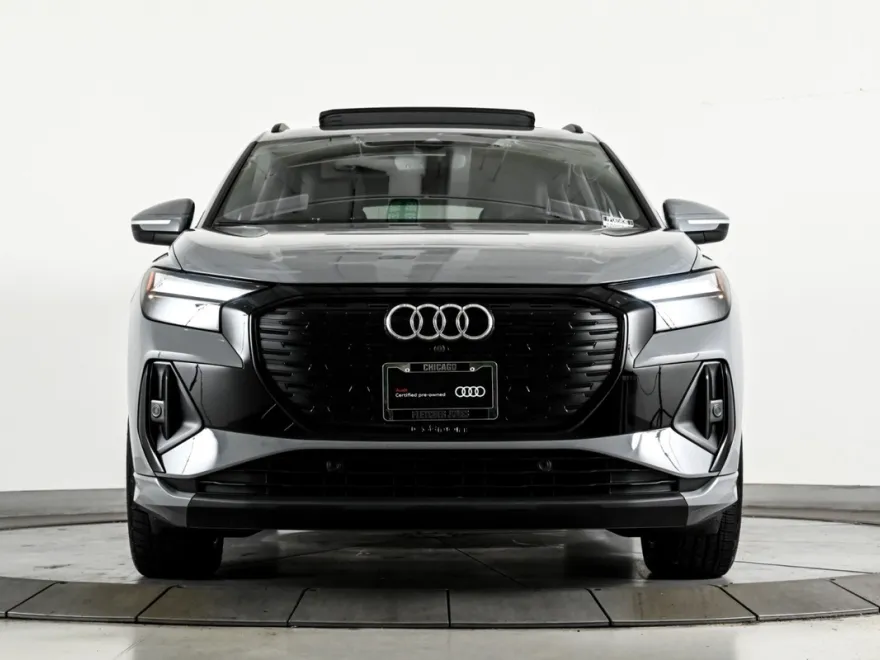 2024 Audi Q4 E-tron 55 Premium Plus photo 1