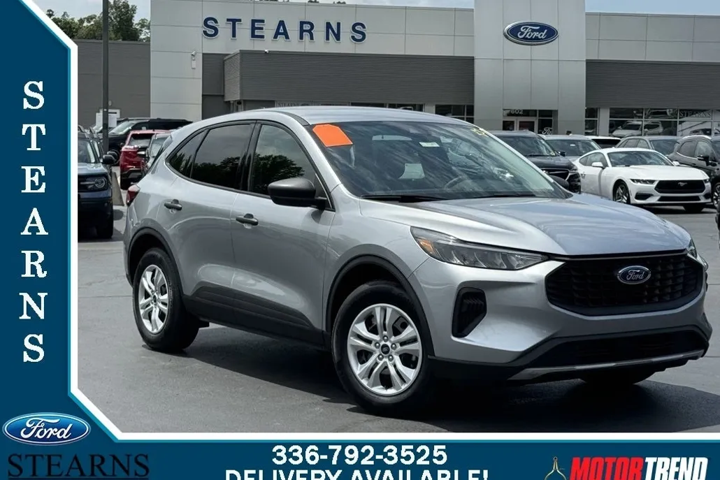 2024 Ford Escape Base photo 1