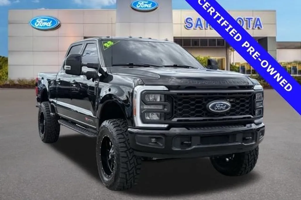 2023 Ford F-250 Lariat photo 1