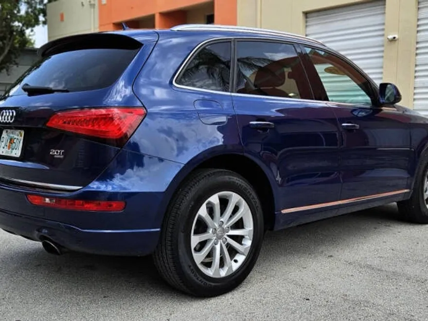 2015 Audi Q5 2.0T Premium Plus photo 1
