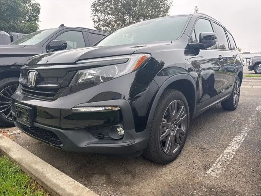 2022 Honda Pilot Sport photo 1